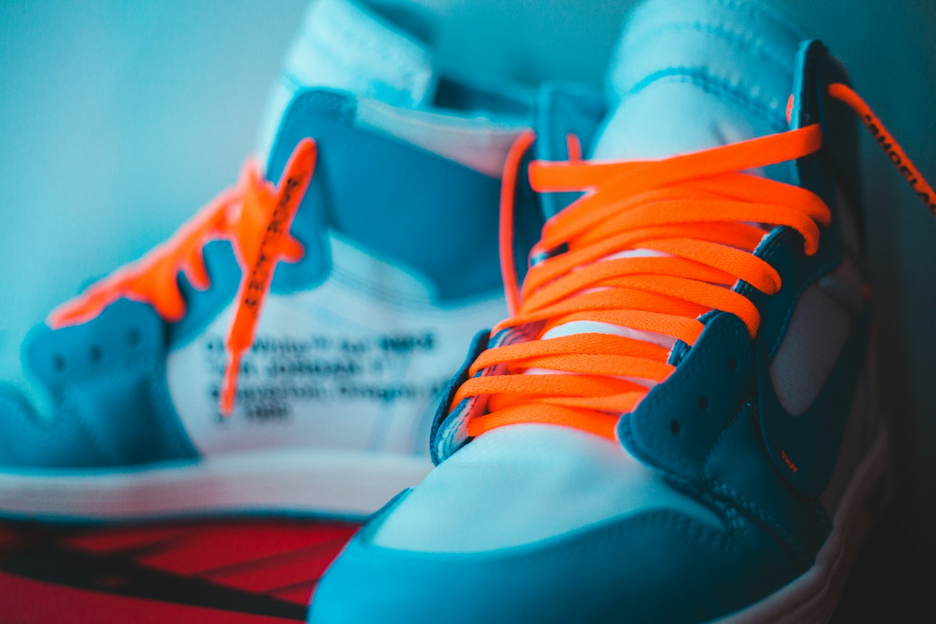 tips memasang tali sepatu